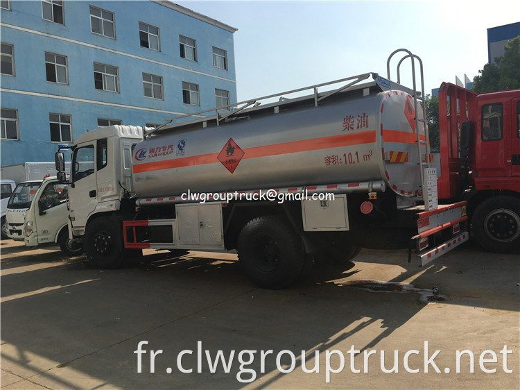 Oil Tanker Truck4